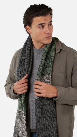 Akotan Scarf