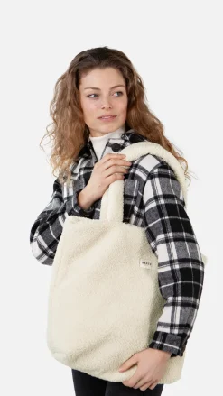 Bugbane Shopper