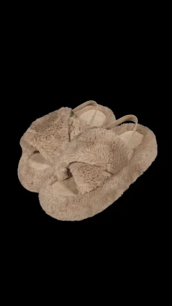 Chicku Slippers