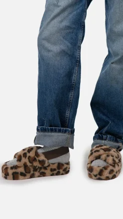 Chicku Slippers