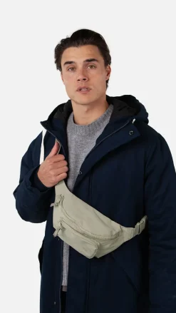 Delanie Bumbag