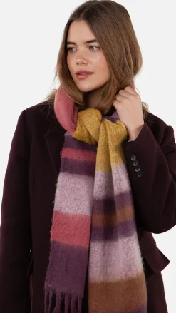 Eluzabeth Scarf