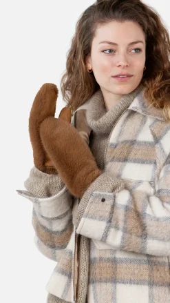 Fur Mitts