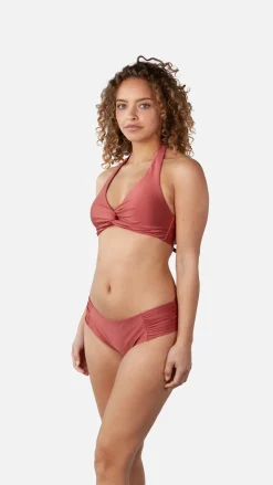 Isla Cross Halter