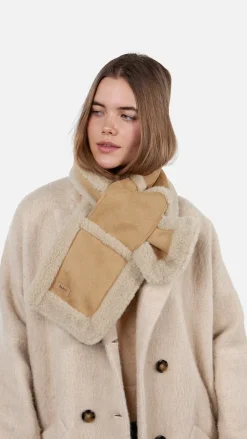 Kegalle Scarf