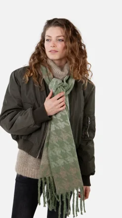 Landina Scarf