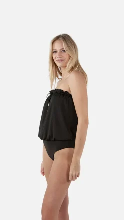 Mundra One Piece