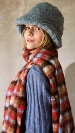 Plaity Scarf