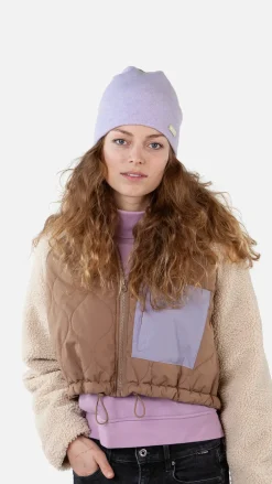 Snowfinch Beanie