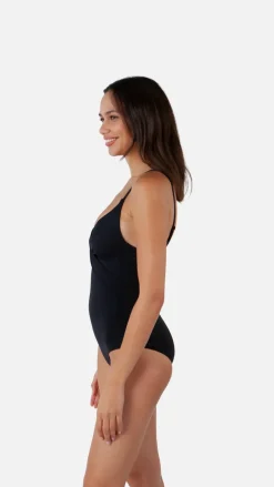 Solid Shaping One Piece